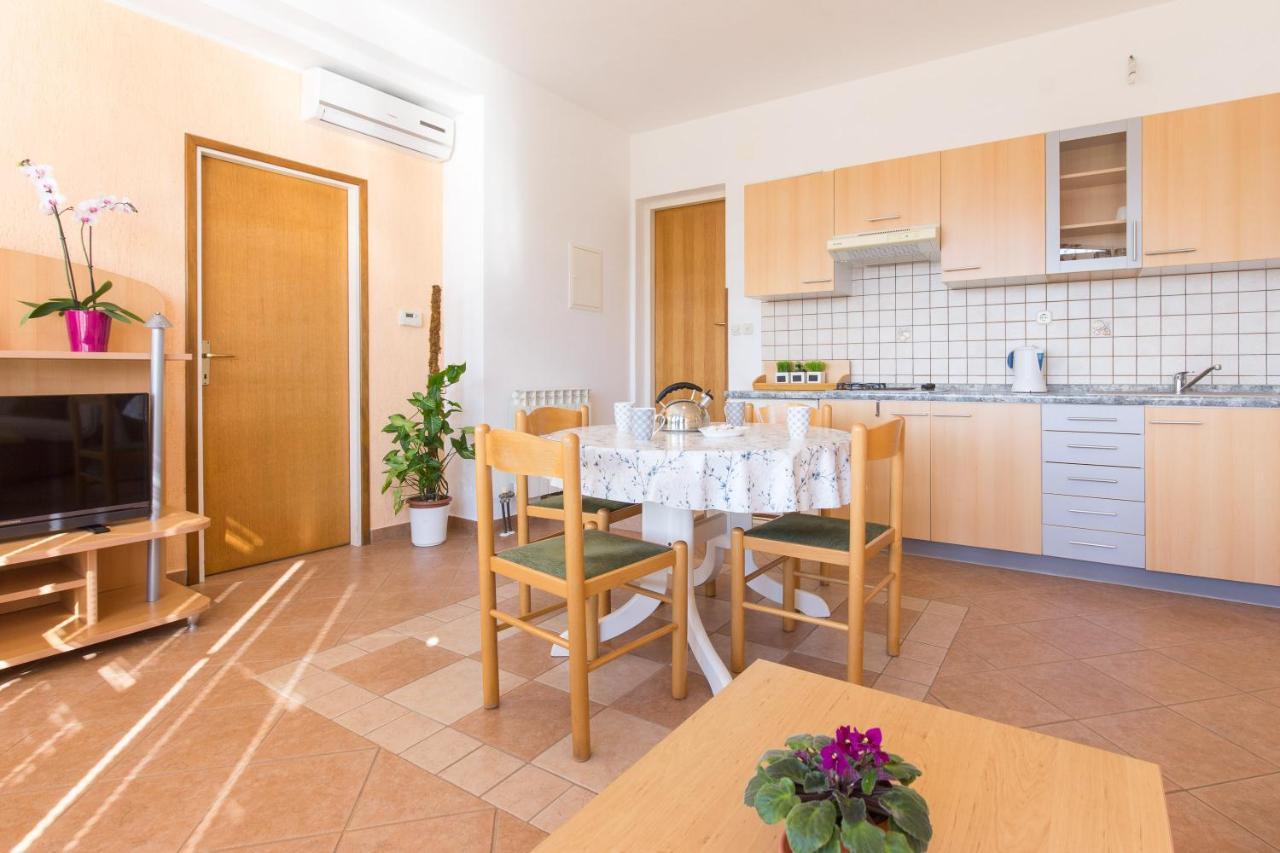 Villa Paradiso 普纳特 外观 照片